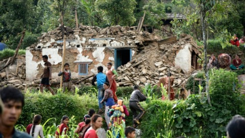 Donatiu de la UAB a MSF per al Nepal