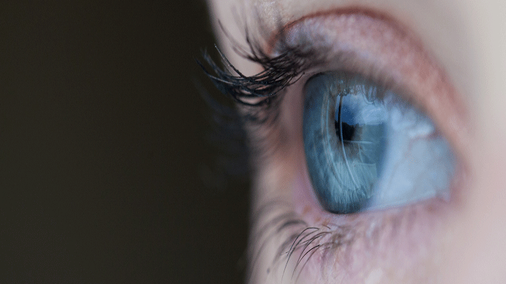 Hipertensió ocular de bata blanca: El que diuen els teus ulls sobre l'ansietat