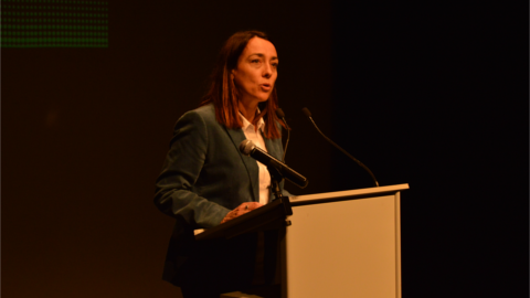 Noelia Igareda inaugura una edició de la lliga de debat 