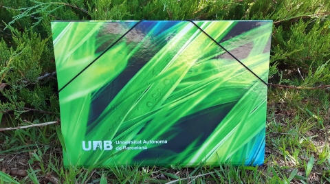 Nueva carpeta de la UAB para el curso 2021-22, un regalo de la universidad a todo el alumnado