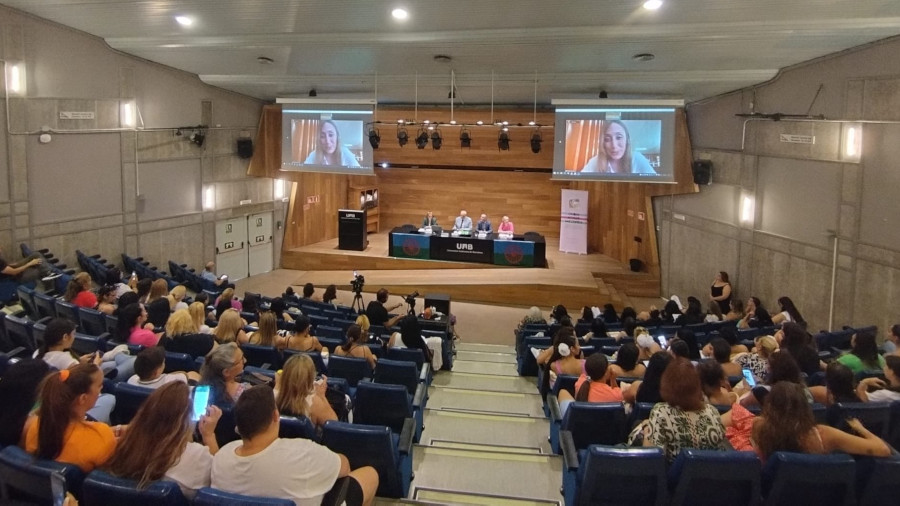 Trobada d'estudiants gitanes