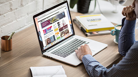 Foto portal en anglès d'ESAGED