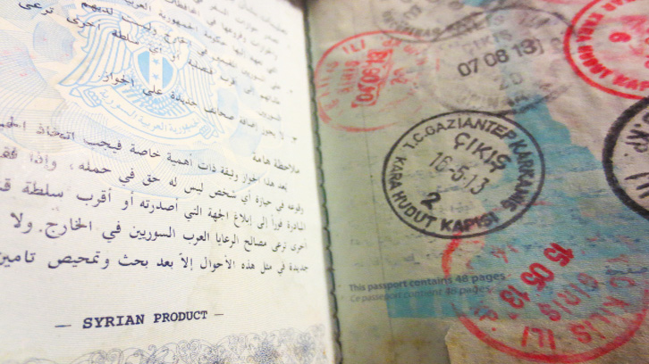 humanitarisme remot, passaport 