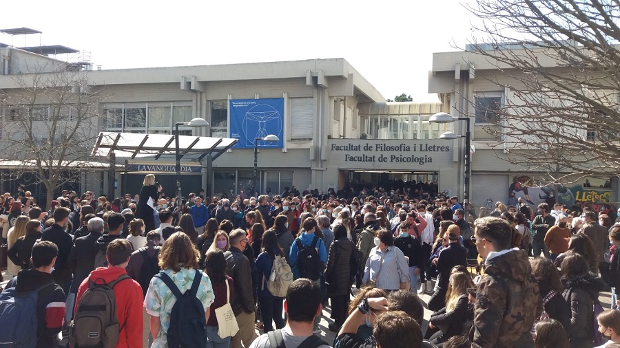 Minut de silenci per la pau