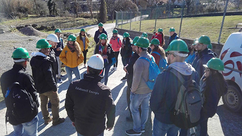 Estudiants d'Uruguai visiten l'Escola i Estabanell