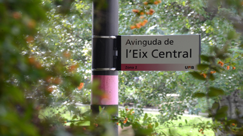 Vídeo fotos noms carrers UAB