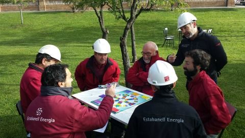 Treballadors d'Estabanell juguen a Estrivial