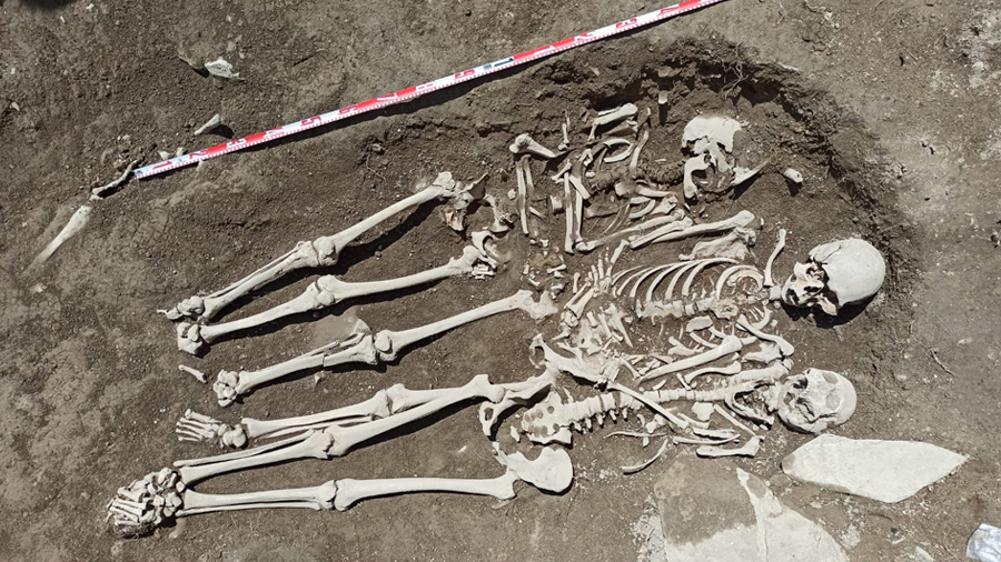 Enterrament del Castell de Besora selge XIV on s'ha trobat el bacteri de la pesta negra.