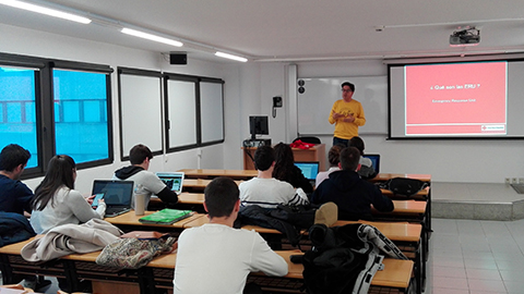 Xerrada de Jordi Martori, Coordinador de Creu Roja Girona, a l'Escola