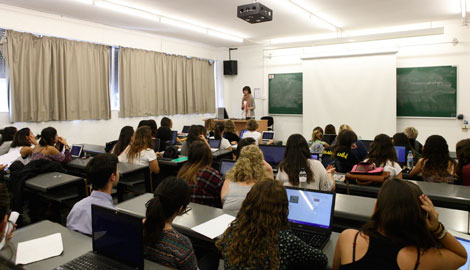 La Facultat ofereix un nou Grau Obert en Llengües i Literatures