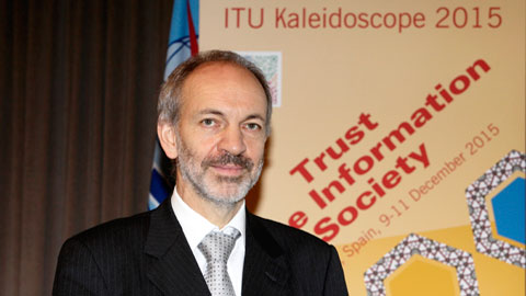 Reinhard Scholl