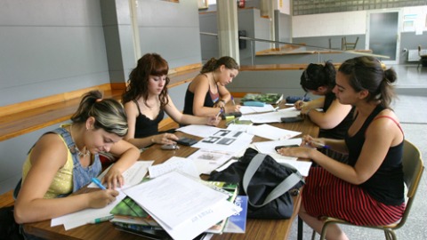 Estudiants més de deu