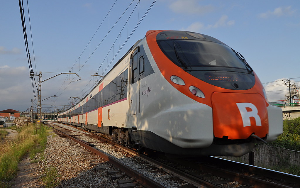 IMG_Rodalies_R8_LLiure