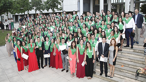 Graduació dels titulats de l'Escola