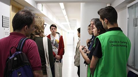 Visita instal·lacions de l'Escola