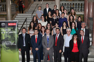 lliurament de les beques-salari Ítaca 2013