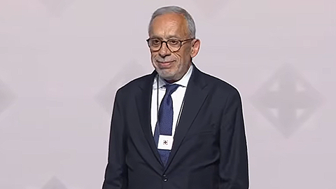 Ramón Alberch, rebent la Creu de Sant Jordi 2026