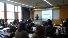 Foto de una formació sobre la metodologia ApS