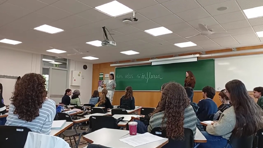 Una classe de Sociologia de l'Educació on s'ha fet un joc de rol, un exemple d'innovació docent.