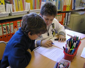 El peer tutoring: classes més dinàmiques