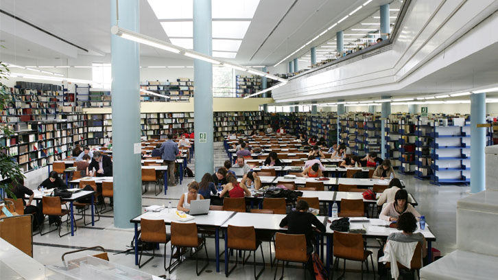 reingrés estudiants universitat