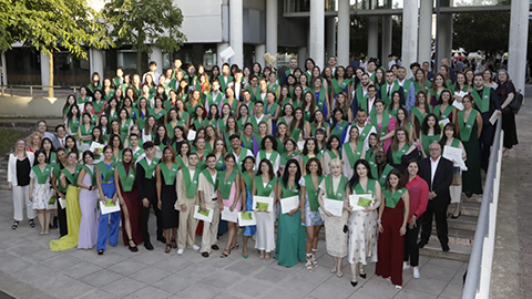 Graduats i Graduades de la promoció 2022 de l'EUTDH