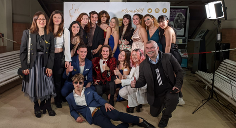 Estudiants de la facultat al photocall dels Oscars UAB 2023