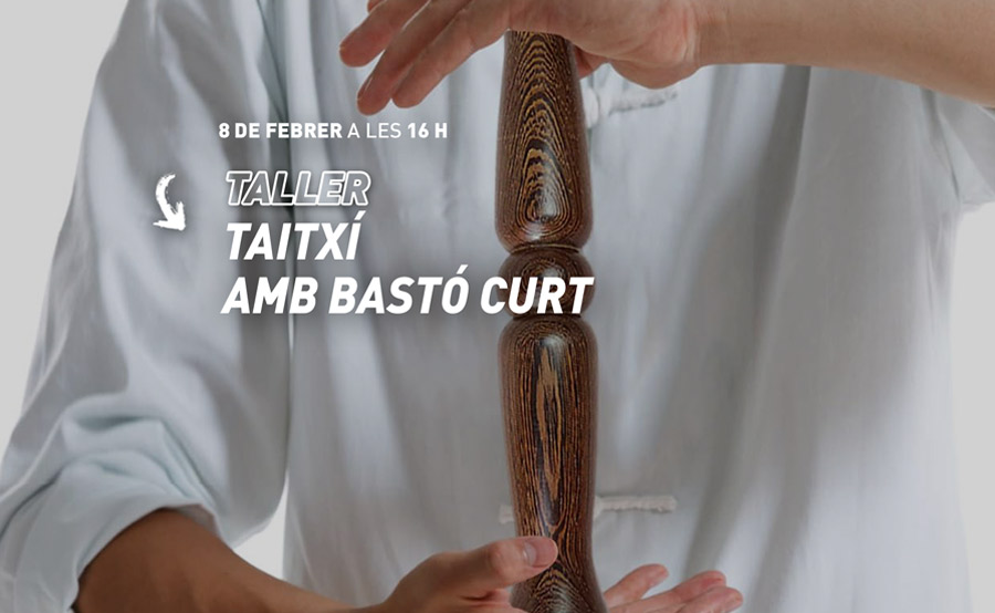 moviment de taitxí amb bastó curt