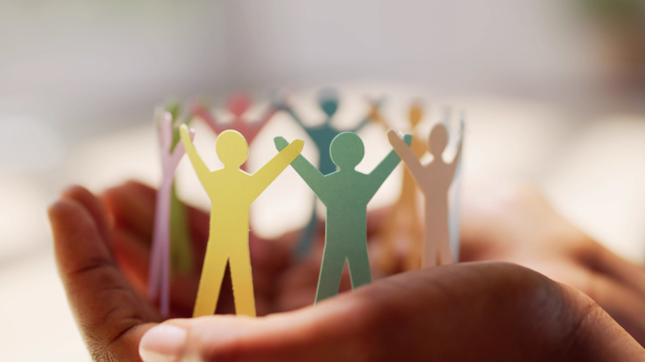 Figures humanes agafats en rotllana