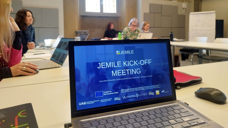 Reuni&oacute; del projete JEMILE