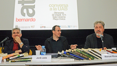 Bernardo Atxaga, Jordi Julià y Manuel Rivas