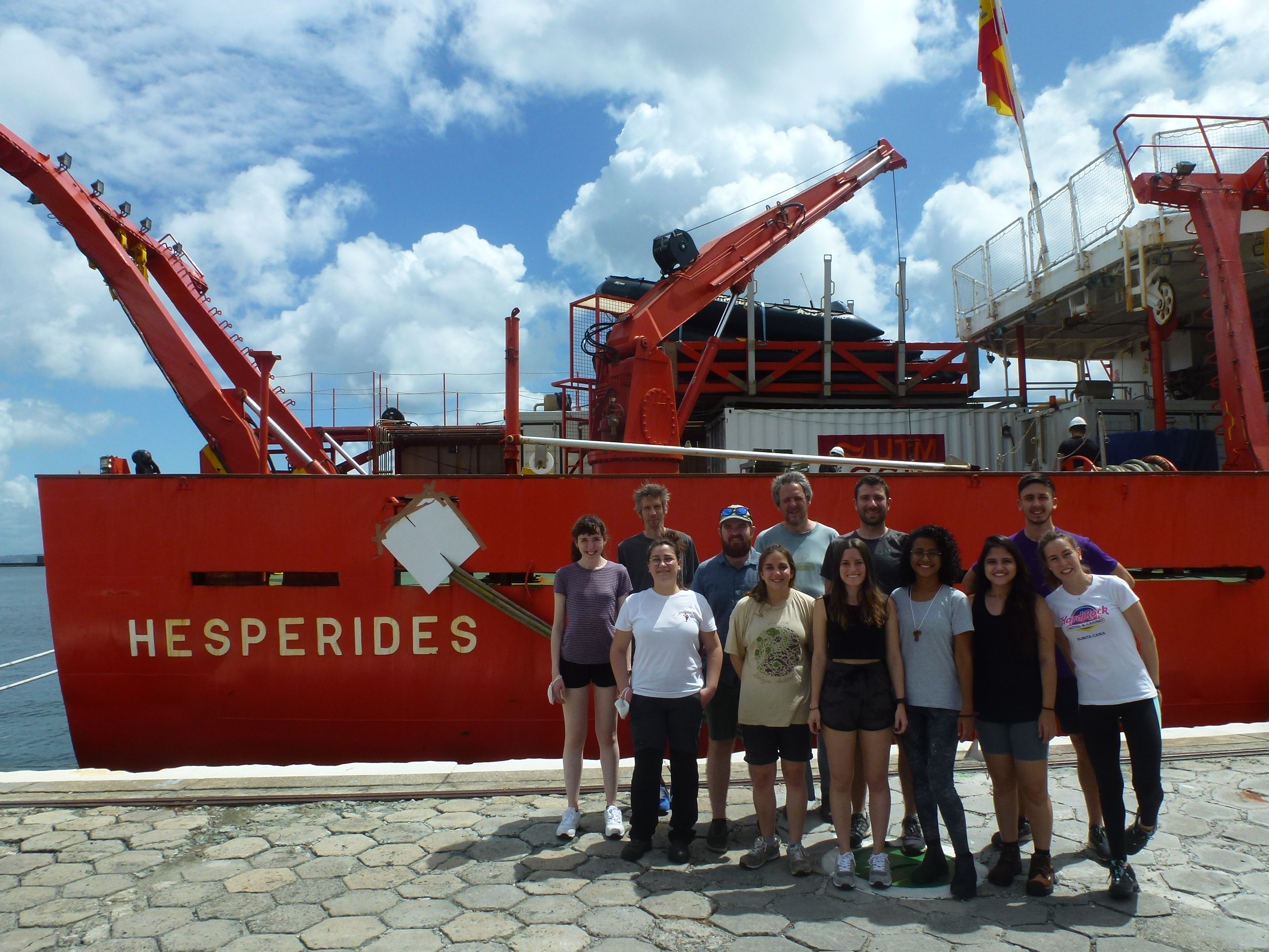 Tripulació de l'ICTA-UAB a la campanya oceanogràfica de l'Hespérides