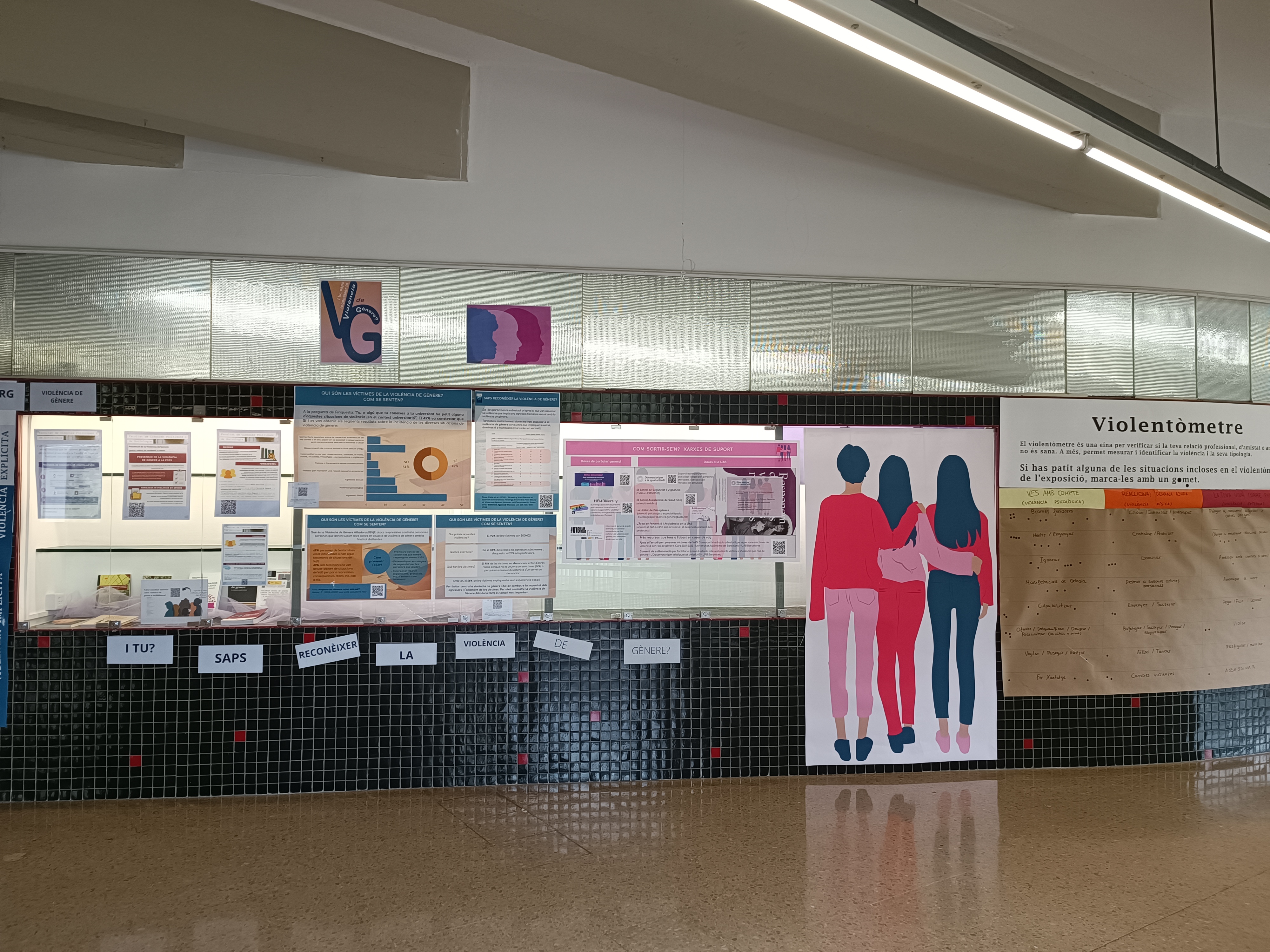 Exposició sobre violència de gènere a la Biblioteca de Ciències Socials