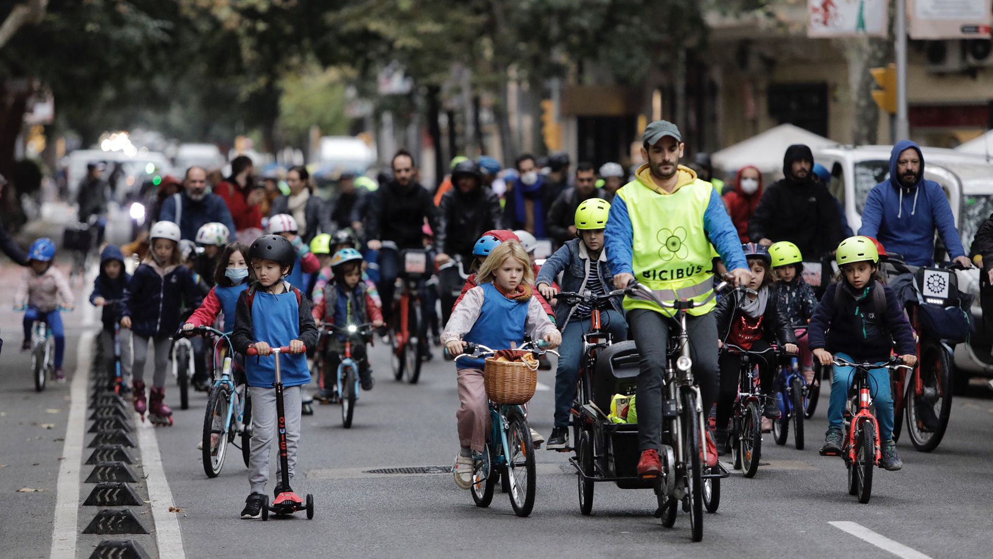 Cyclists in Barcelona ICTA-UAB 
