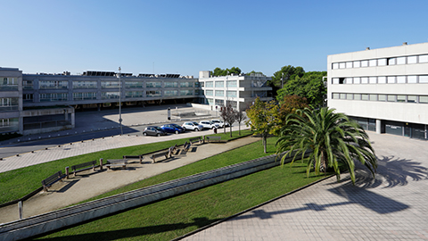 Exteriors Vila 2 i Edifici Blanc