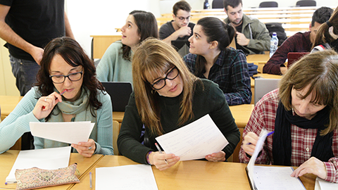 Estudiants durant les classes del Màster