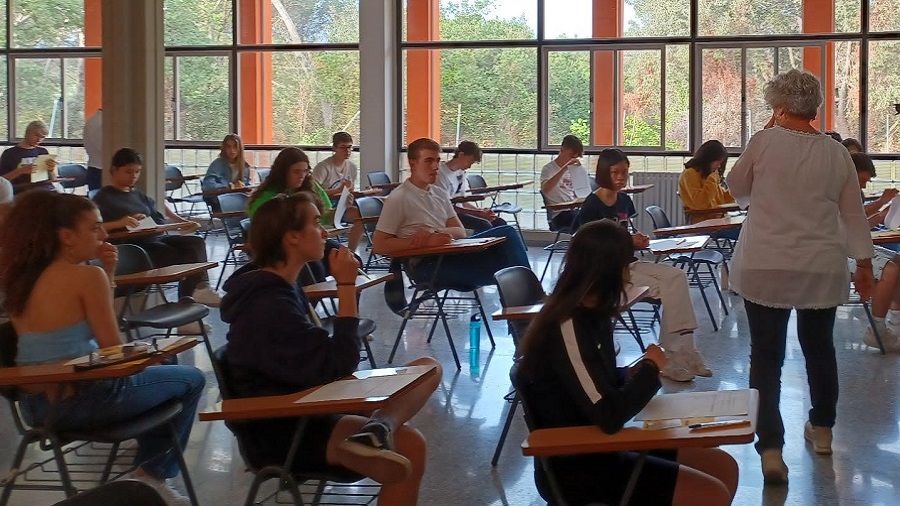 Proves d'accés a la universitat a la UAB
