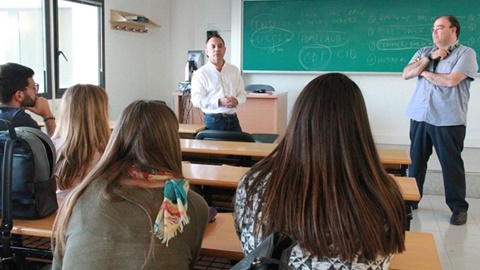 Diàlegs d'Orientació Professional sobre les mencions del Grau