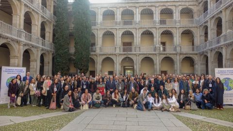 Grupo de participantes del IX Congreso Universidad y Cooperación al Desarrollo.