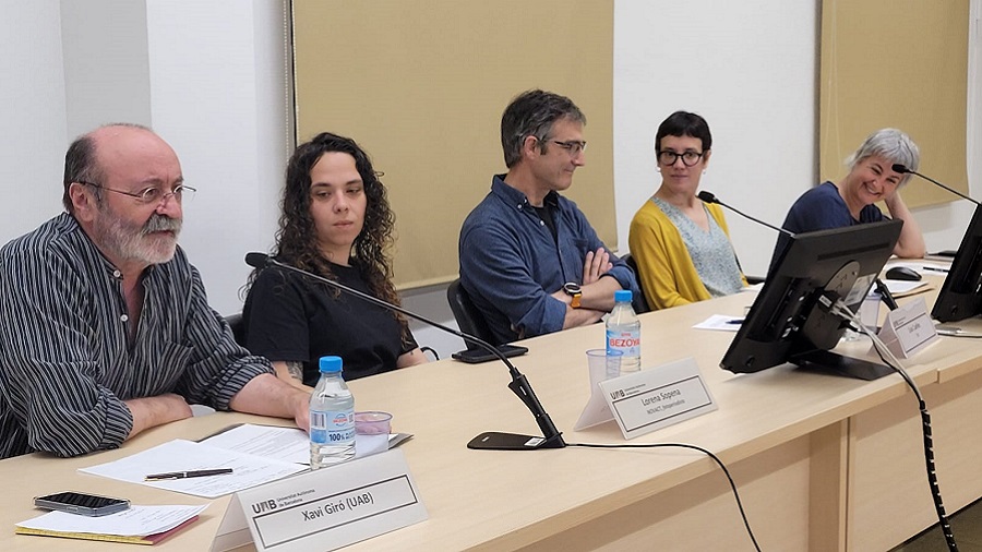 Acte sobre la guerra d'Ucraïna a la Facultat de Ciències de la Comunicació