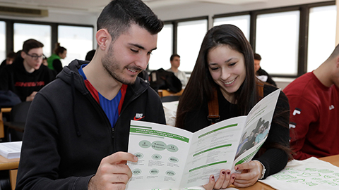 Futurs estudiants de l'Escola a les Jornades de Portes Obertes