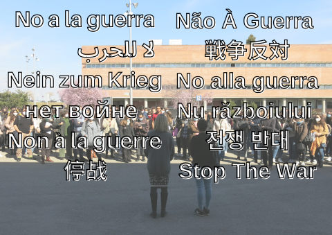 Comunitat de la FTI fent un minut de silenci per la pau a Ucraïna