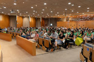 Imatge dels assistents a l'acte de graduació dels màsters oficials