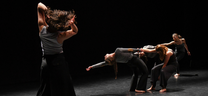 Iniciació a la dansa contemporània