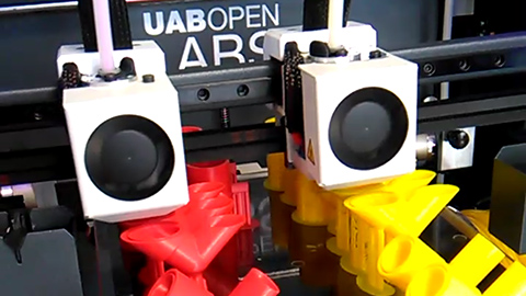 Respiradors fabricats als UAB Open Labs