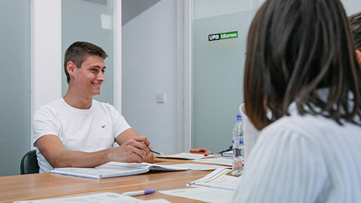 Cursos intensius de conversa en anglès dels nivells B1, B2 i C1 del MECR