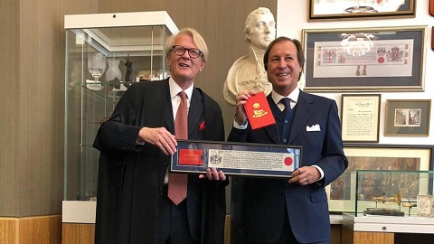 Gabriel Masfurroll, investit Freeman of the City of London