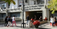Entrada principal de la Facultat