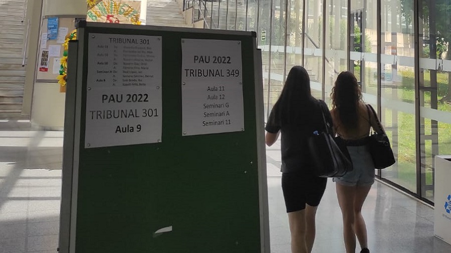 Proves d'accés a la universitat