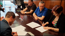 La UAB signa un conveni amb la Federació Catalana de Tennis per tutelar estudiants esportistes